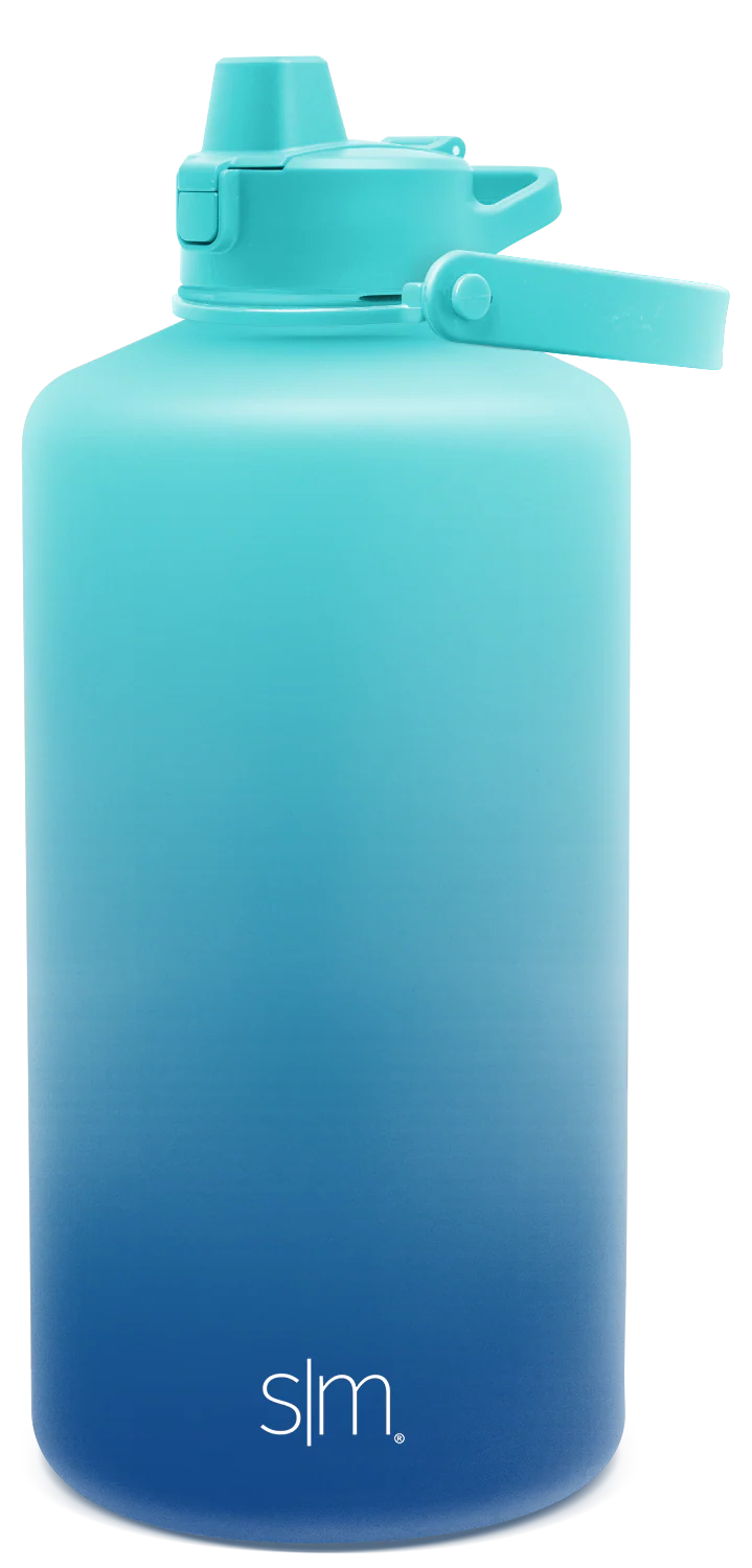 Plastic Summit With Simple Flip Silicone Straw Lid